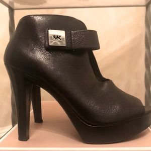 REDUCED Michael Kors heel Bootie